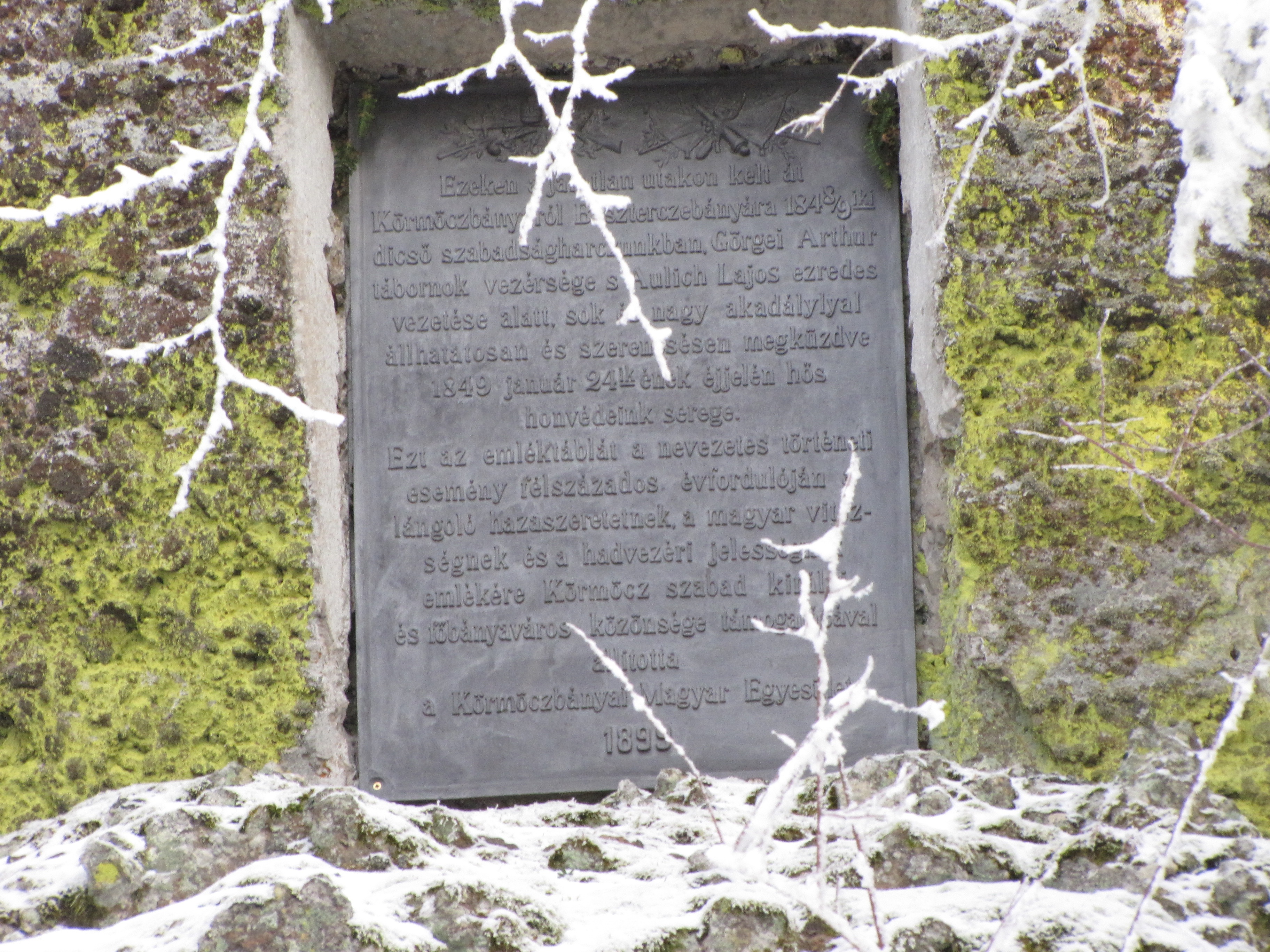 A magyar nyelvű tábla