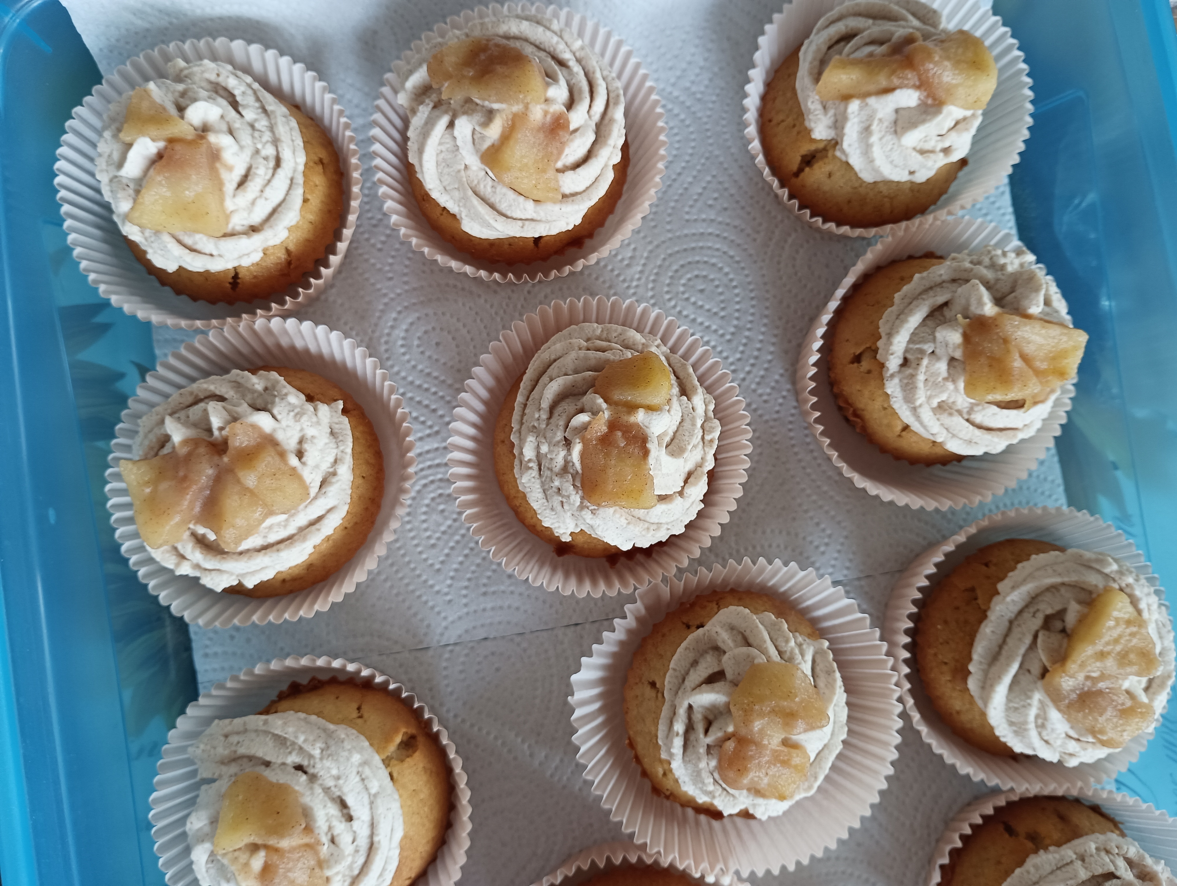 Almacsutka búcsú 2 muffin